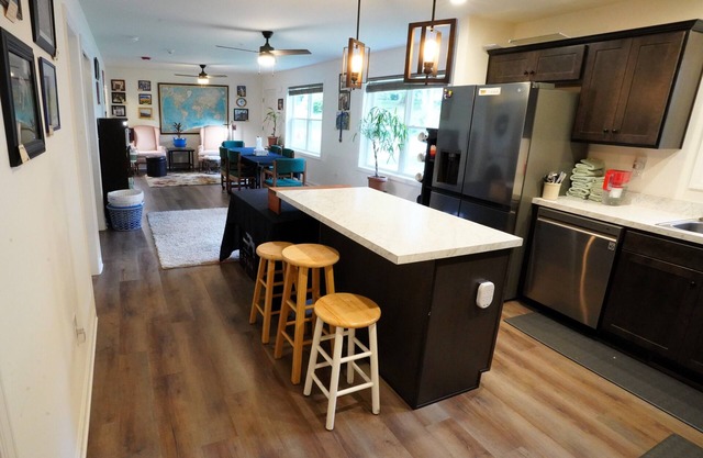 New 5BR, 2BA Home - Next to the Appalachian Trl - Near Fort Ritchie, Ski Liberty