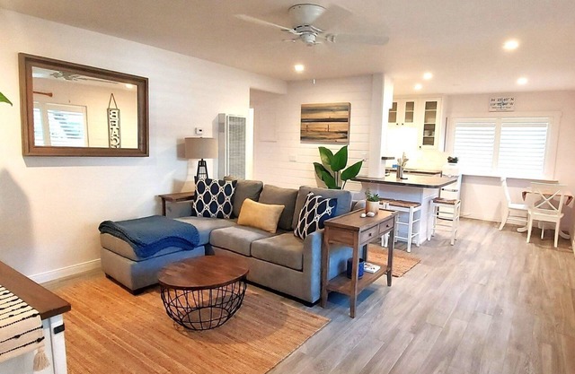 NEW! Beautiful 2 Bed Beach Condo #120