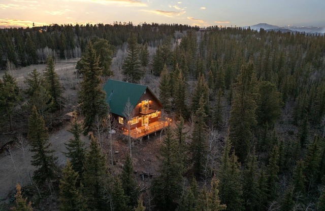 - New Build - Horseshoe Hideaway with Amazing Views
