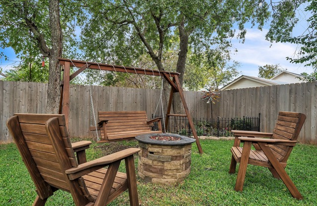 NEW! Charming Canary Cottage Retreat
