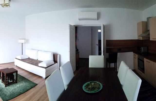 New city apartment 10 min Balaton
