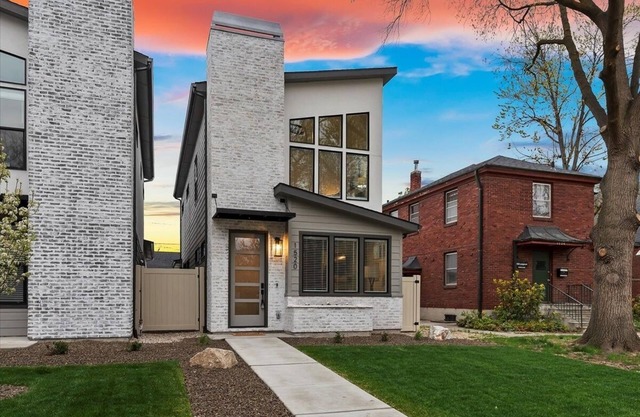 New Contemporary Home Close to Downtown/ Greenbelt