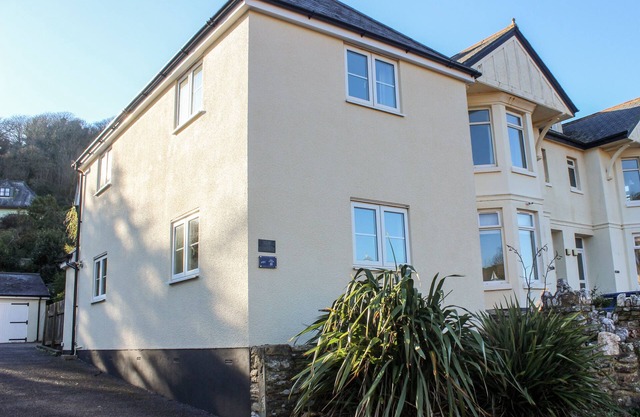 NEW COTTAGE (HOPE COVE), family friendly, with a garden in Hope Cove