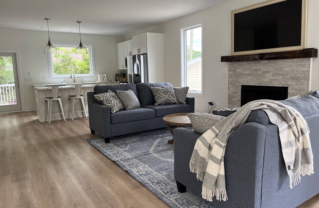NEW cottage in Lakeside Chautauqua, OH Sleeps 12, 3BR 2.5 Bath