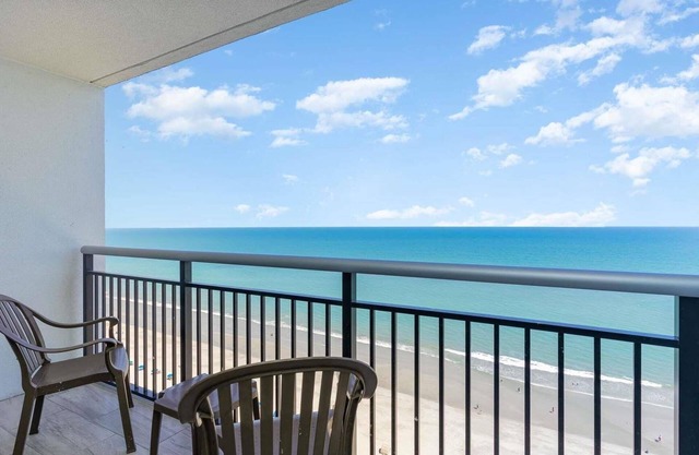 New! Direct Oceanfront 2BR/2BA Unit - Bay View Resort by Luxury Beach Rentals