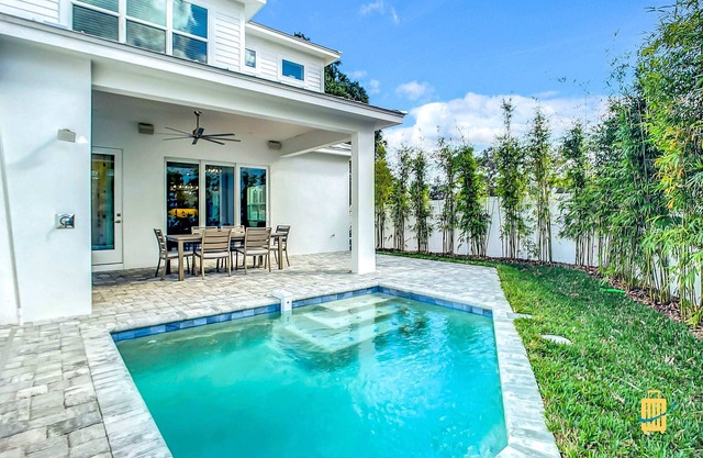 New duplex, pool, dock, few steps from the beach