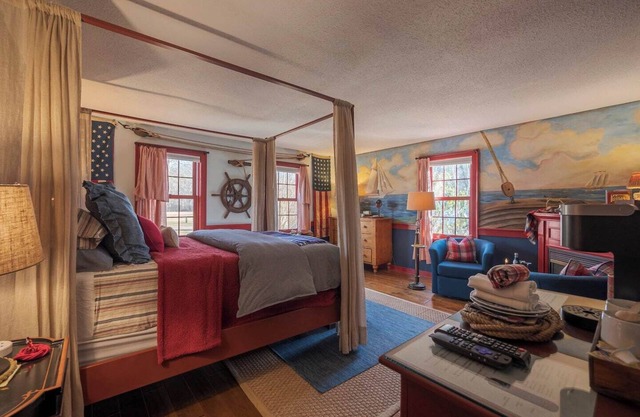 New England Hospitality at the Carriage HousenMystic Vacation Rentals LLC