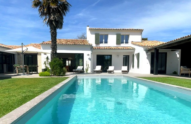 NEW! Exceptional villa in the heart of Saint Martin