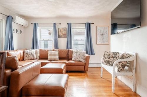 NEW! Family-Friendly Getaway -1 Mi to Dtwn Salem!