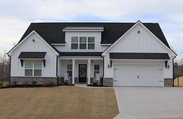 New Home 7.5 Miles from TournamentnBest Location in Area for First Week of April
