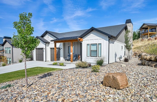 NEW Home in Eden at the base of Powder Mtn