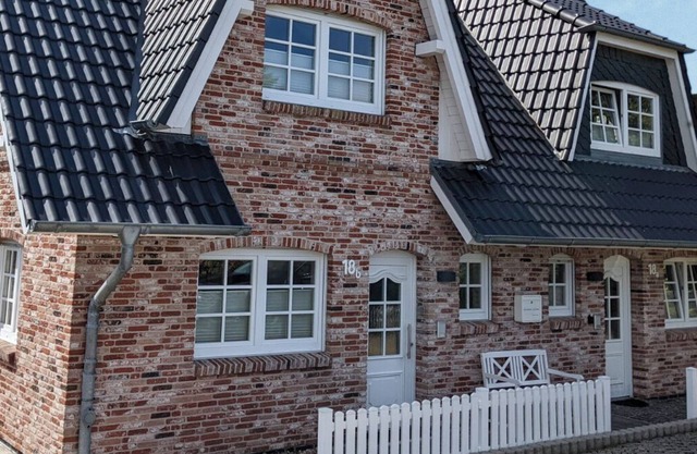 New! "Inselherz" ground floor - The high-quality Frisian house in the heart of the island of Sylt!