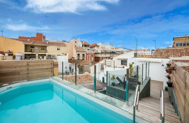 NEW LEVANTE Pool & Museums Apartament
