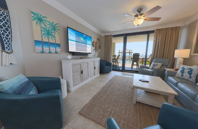 New Listing - Direct Beachfront 3 Bed 2 Bath Ground Floor at Summer House in OB!