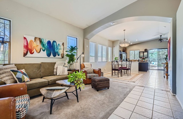NEW LISTING: Enjoy Fall or Winter in Cave Creek