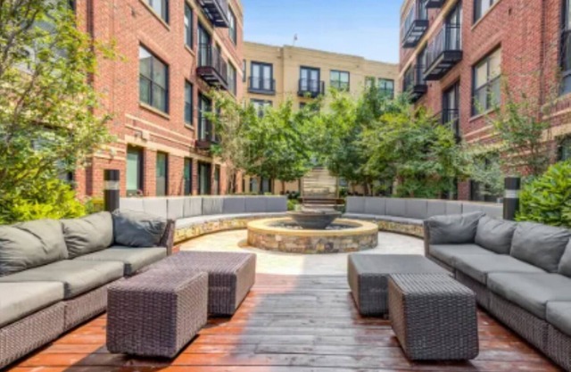 NEW Listing in Arlington, VA close to metro and one FREE parking included