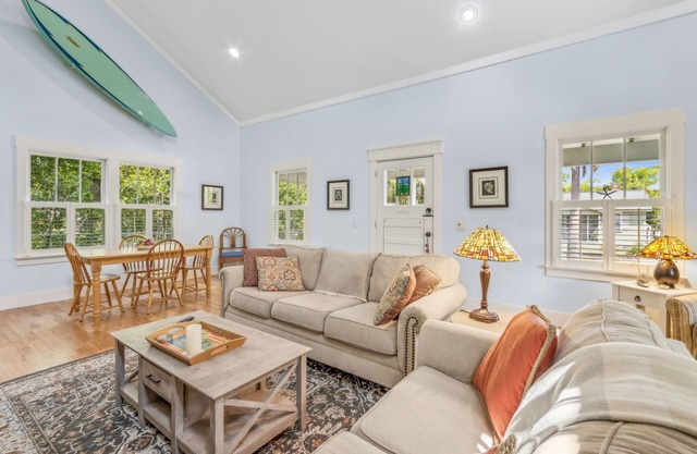 NEW Listing: Monthly Rate Beats Weekly Price!