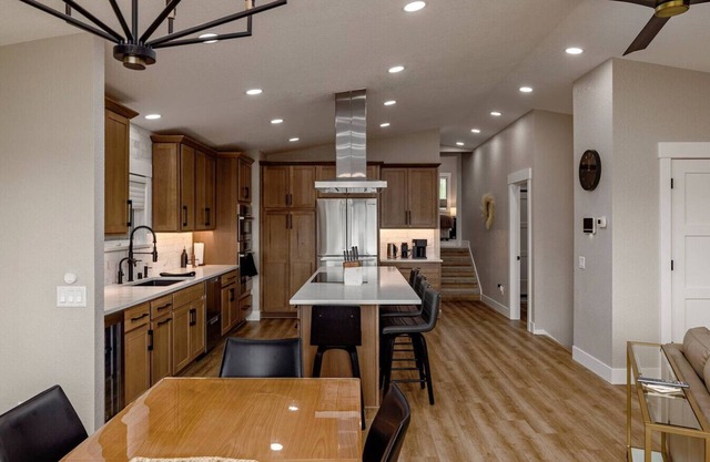 NEW! Lux Anchorage Nordic Retreat | 4BDR Quiet Neighborhood