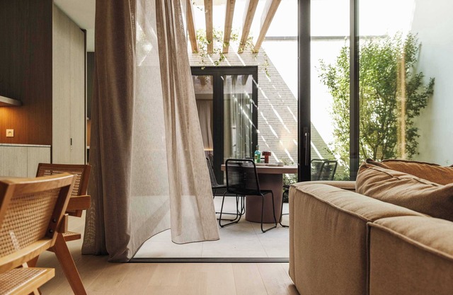 New Luxury Beachfront Apartment: Bliss & Patio