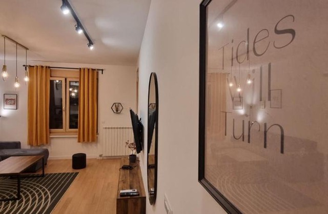 New luxury suite near St Sava Temple with garage