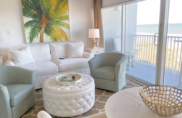 New Oceanfront Condo W/Pool