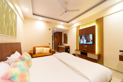 New omaxe hazratganj