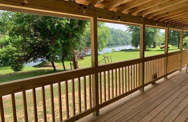New River Waterside Delight; w optional RV hookup
