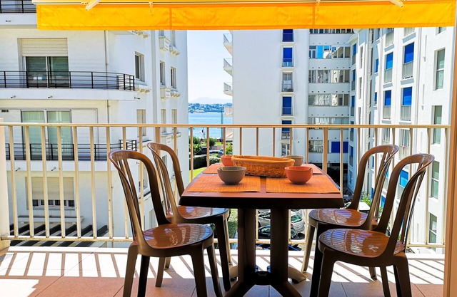 New: Saint Jean de Luz T3 sea view, beach and city center on foot