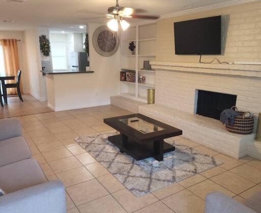 New Spacious 3BR 20Min DRIVE DWNTOWN!