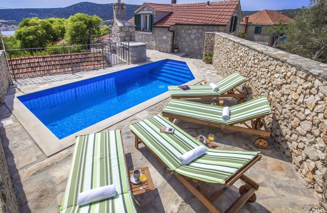 NEW STONE VILLA WITH HEATED POOL