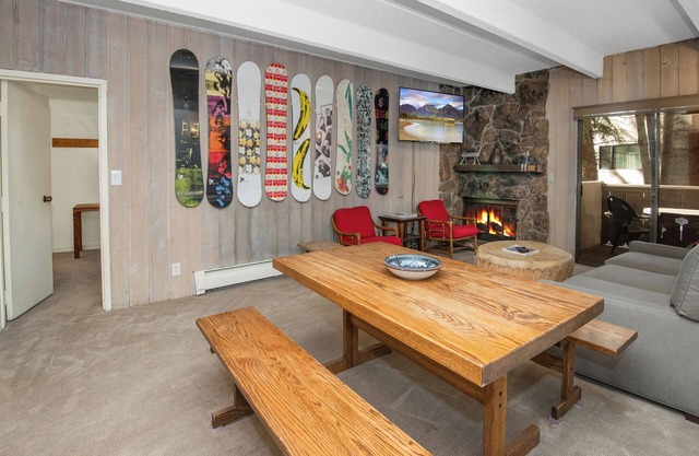 New! Stones Throw To Vail Village | Walk to Lionshead | Pool & Hot Tub