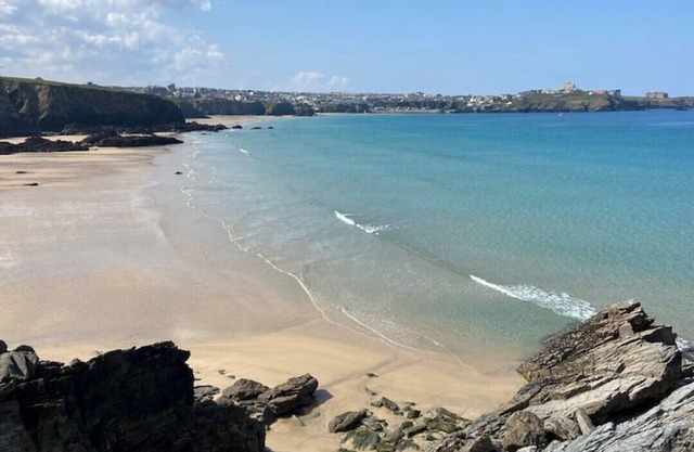 New-Stylish 4 bed house - bed to beach 7 mins
