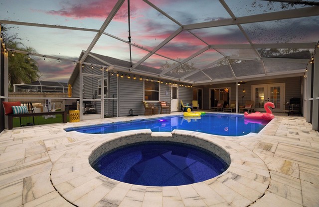 NEW~Sunset Cove Retreat~Heated Pool~Spa~Pool Table