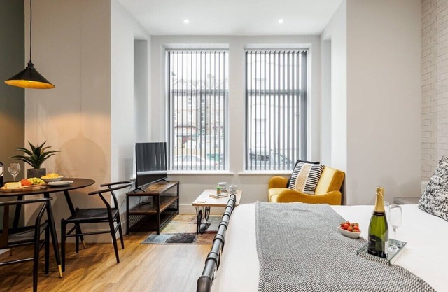 NEW! Superb Studio Apt w/Free Parking & WiFi