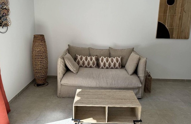 New T2 apartment in the heart of the maquis, 15 minutes from the beach and minutes from amenities