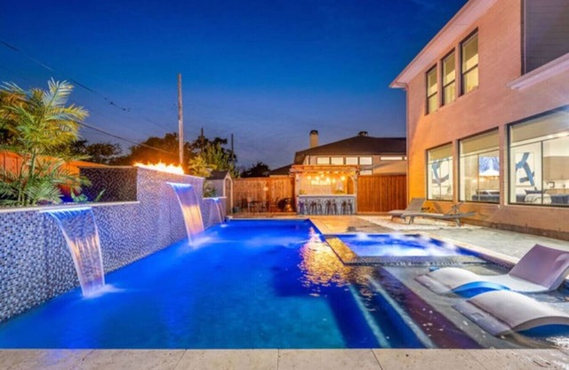 New! The Sunset Villa