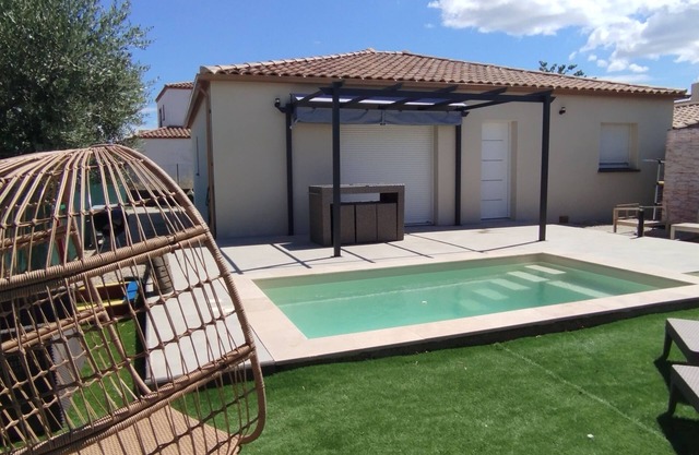 New villa with pool