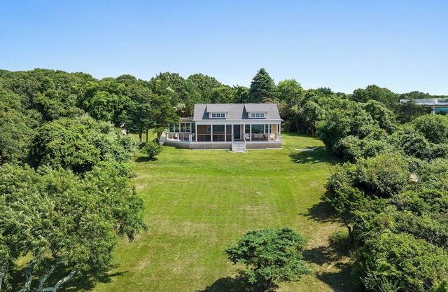New Waterfront Home, Secluded on Private Road w Pvt Beach, only 10min to town