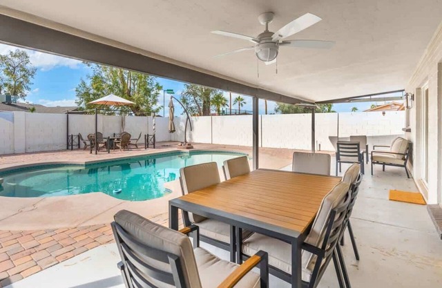 *NEW* Western Desert Pool Oasis! Fire Pit & Grill!