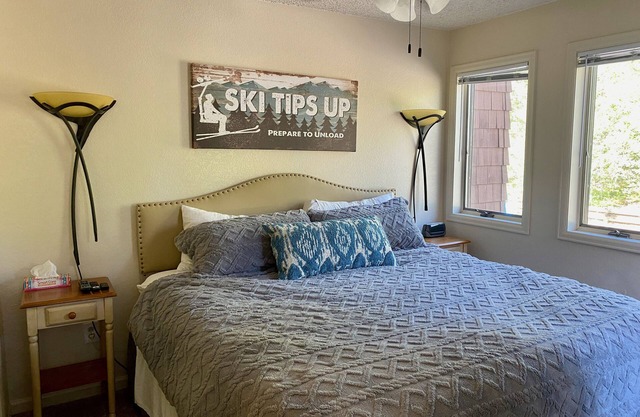 NEW WP Mountain View near Downtown -K & Q Bed