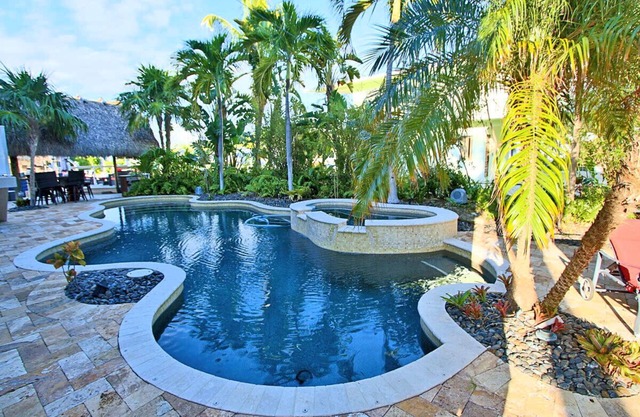 NewBeautifulCanal Home Snake Creek with Bay&Ocean Access Tiki&Pool 100ft Dockage