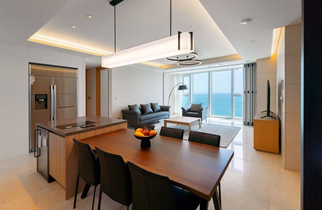 NEWCZ LCT RESIDENCE