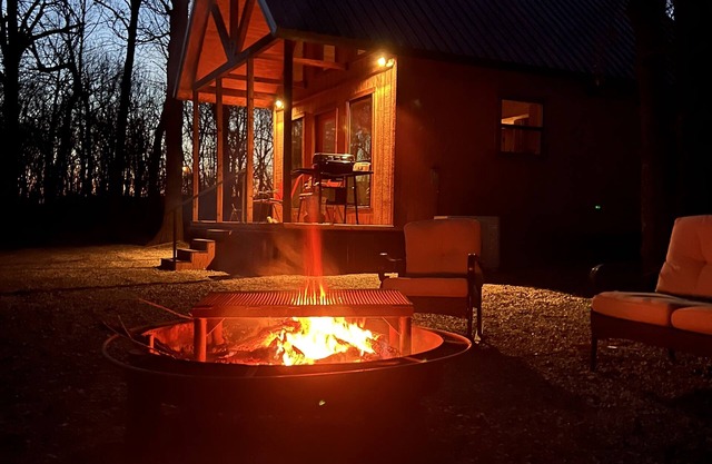 Newly Built Secluded Cabin w/Loft!