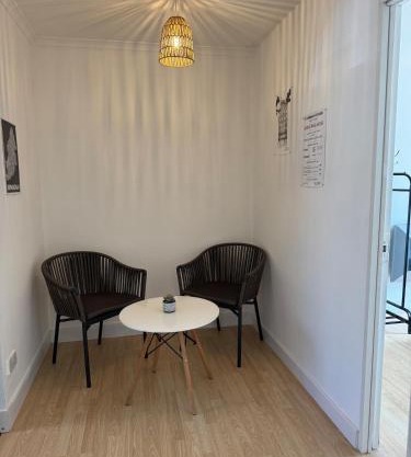 Newly decorated lovely three bedroom flat