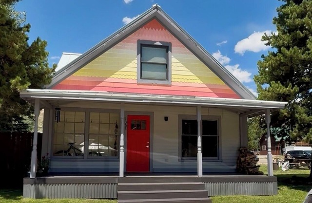 Newly remodeled 1889 historic downtown vacation rental