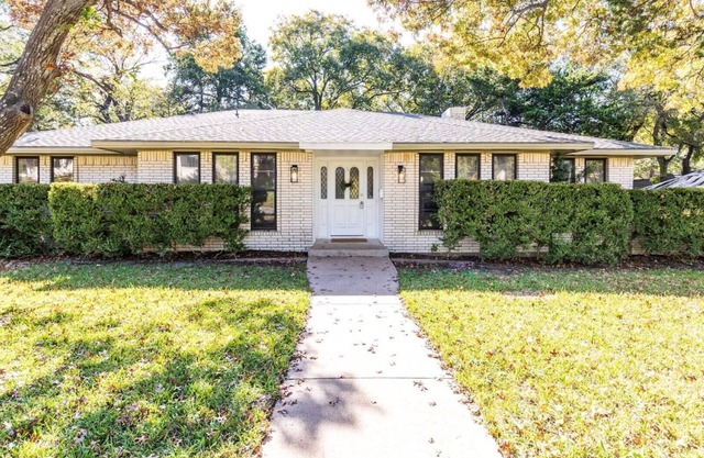 Newly remodeled home near the heart of Dallas
