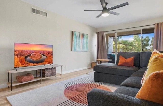 Newly Remodeled Old Town Gem!