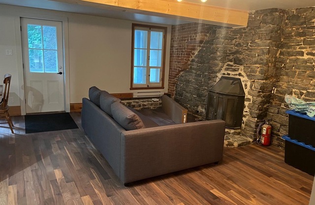 Newly renovated Condo in the heart of the old city, Quebec city
