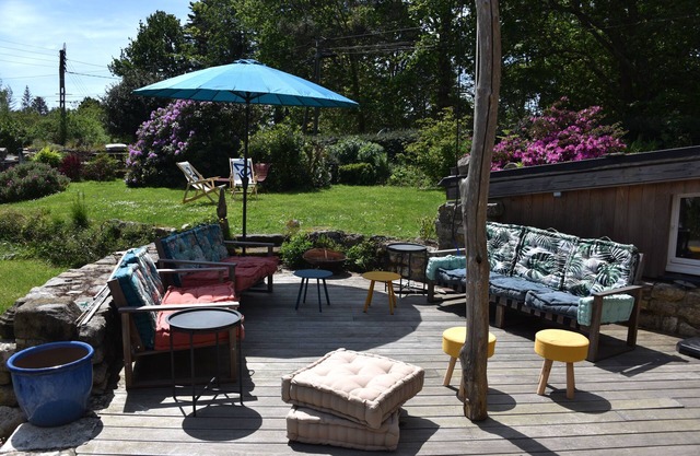 Next to the beach, lovely family cottage in a preserved place - 12 pers