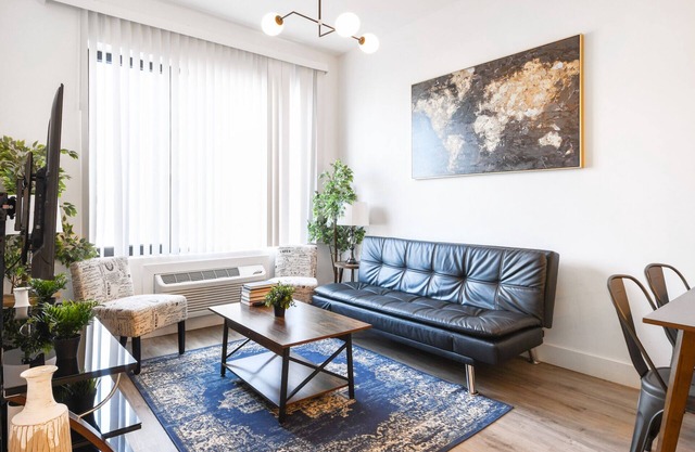 Nice 1BR next to EWR 3956